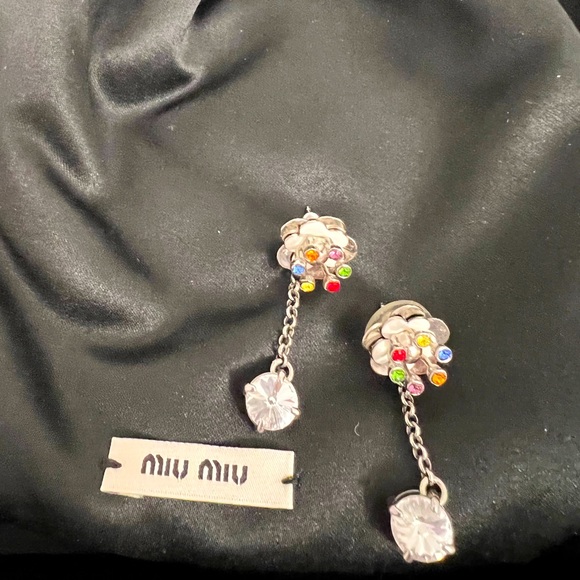 MiuMiu Earings - Picture 1 of 2